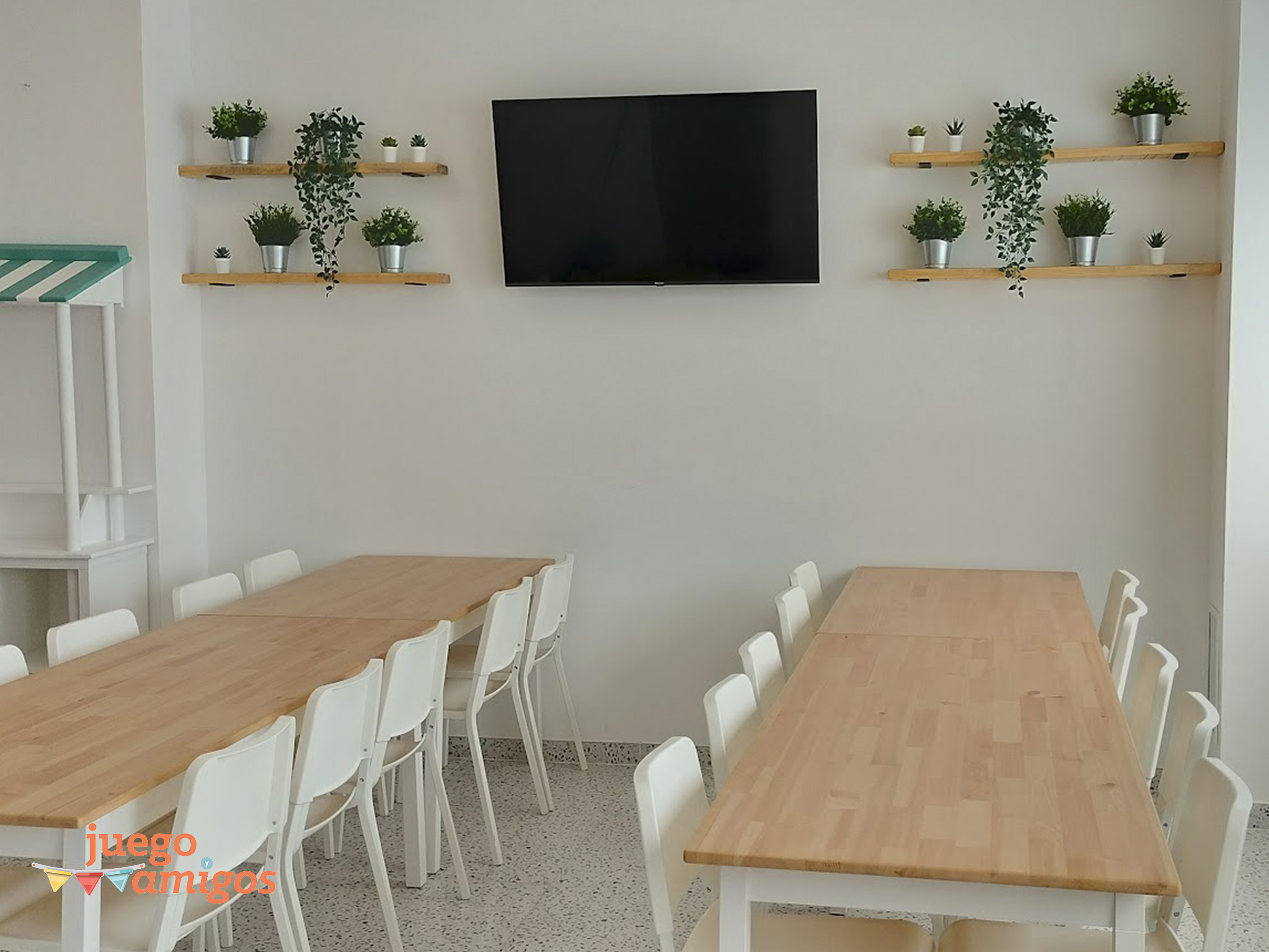 Sala Juego y Amigos Santa Isabel